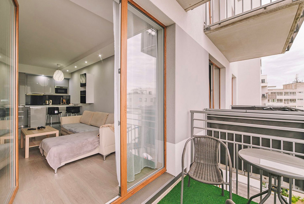 przepiękny taras przy ekskluzywnym apartamencie na sprzedaż Szczecin