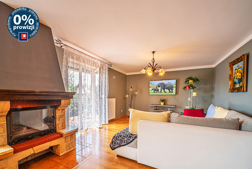 zbliżenie na salon w ekskluzywnej willi do sprzedaży Bolesławiec