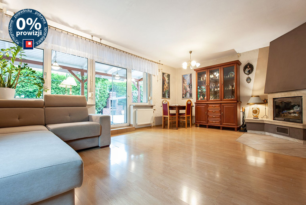 stylowe wykończenie salonu w luksusowej willi na sprzedaż Katowice (okolice)