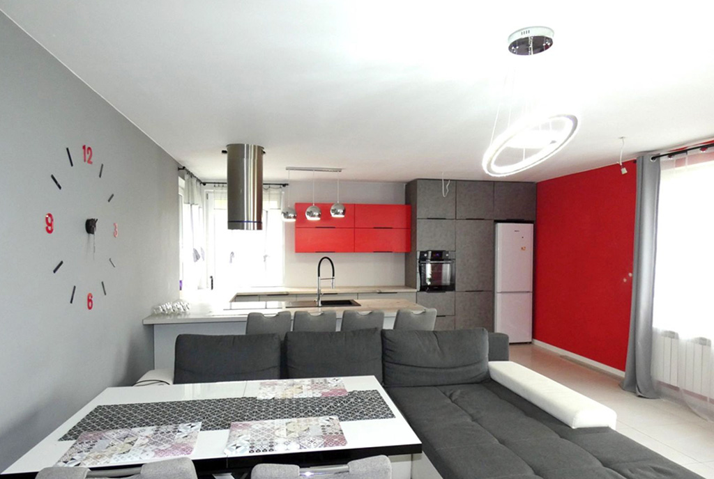 minimalistyczny design pokoju dziennego w ekskluzywnej willi do sprzedaży Ostrów Wielkopolski (okolice)