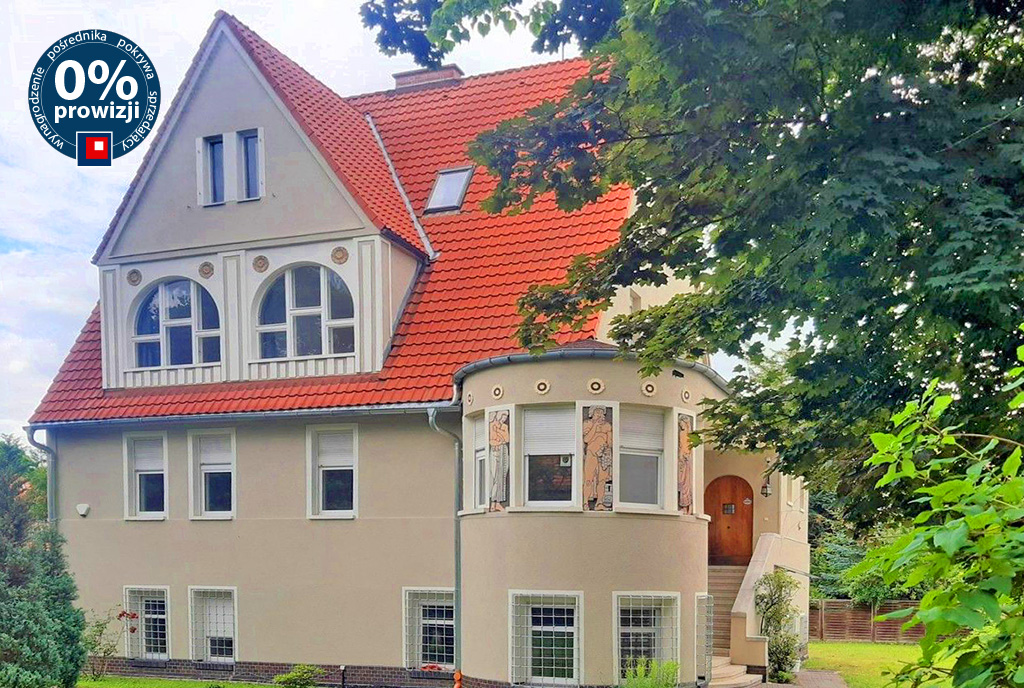 zapierająca dech w piersiach bryła ekskluzywnej willi do wynajmu Wrocław