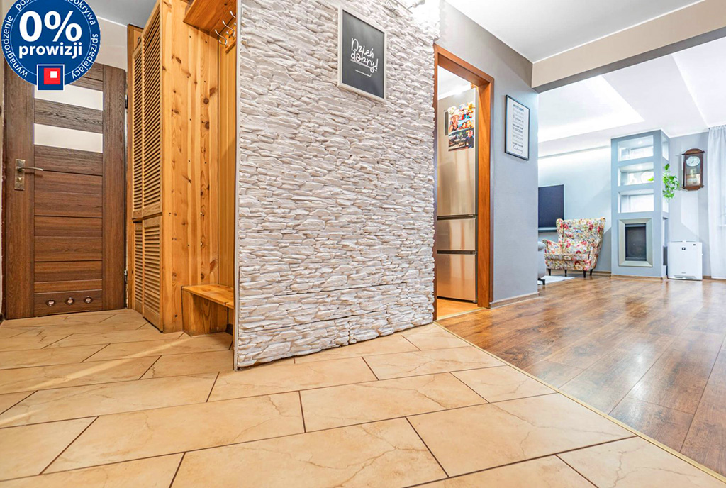 przestronne wnętrze luksusowego apartamentu na sprzedaż Katowice (okolice)