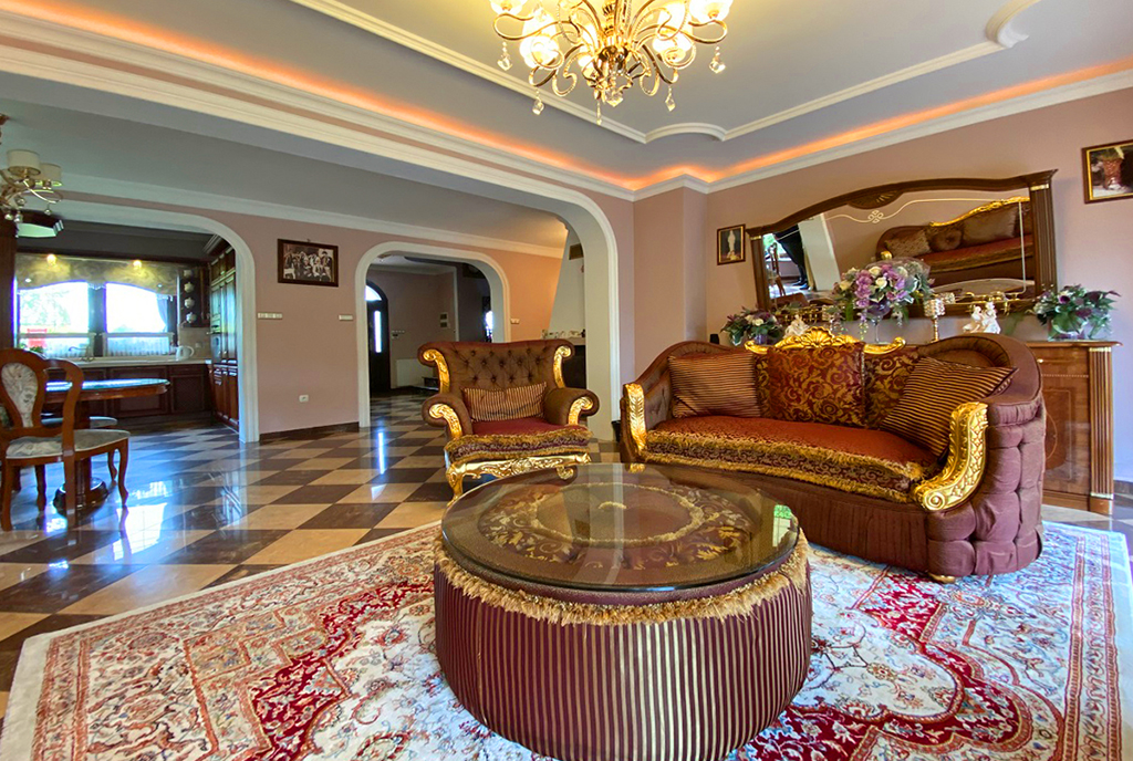 komfortowy pokój dzienny w luksusowej willi na sprzedaż Inowrocław