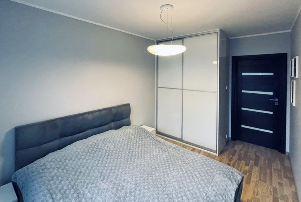 elegancka sypialnia w ekskluzywnym apartamencie do sprzedaży Pruszcz Gdańsk