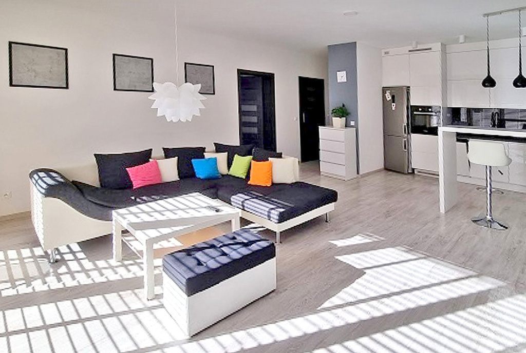 przestronne wnętrze luksusowego apartamentu do wynajmu Szczecin