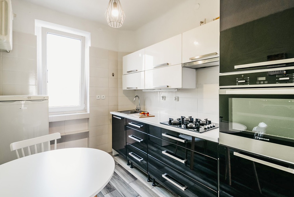 praktycznie zabudowana kuchnia w ekskluzywnym apartamencie na wynajem Kalisz