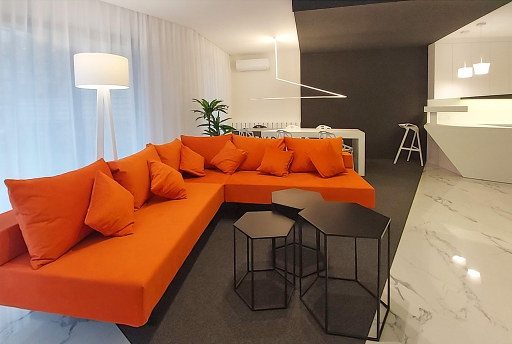zbliżenie na pokó dzienny w ekskluzywnym apartamencie na wynajem Piotrków Trybunalski