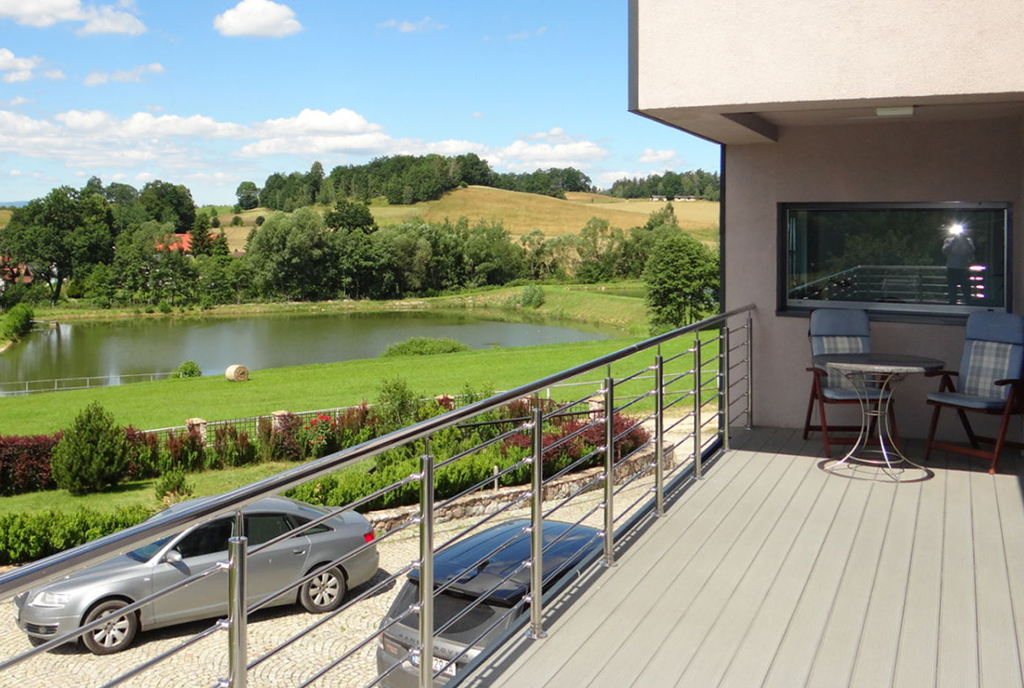 przepiękny taras przy luksusowej willi do sprzedaży Jelenia Góra