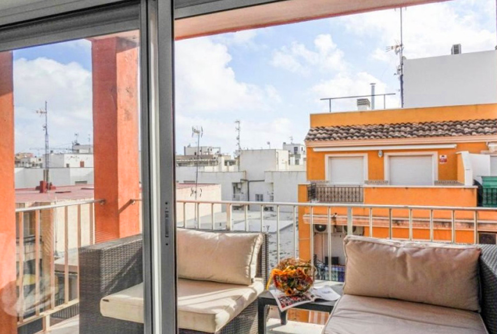 imponujący taras z widokiem w ekskluzywnym apartamencie na sprzedaż Hiszpania (Torrevieja)