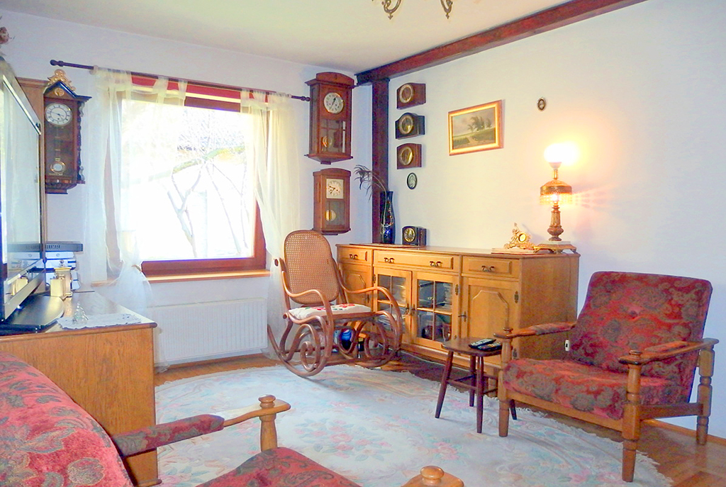 kameralny pokój dzienny w ekskluzywnej willi do sprzedaży Wrocław