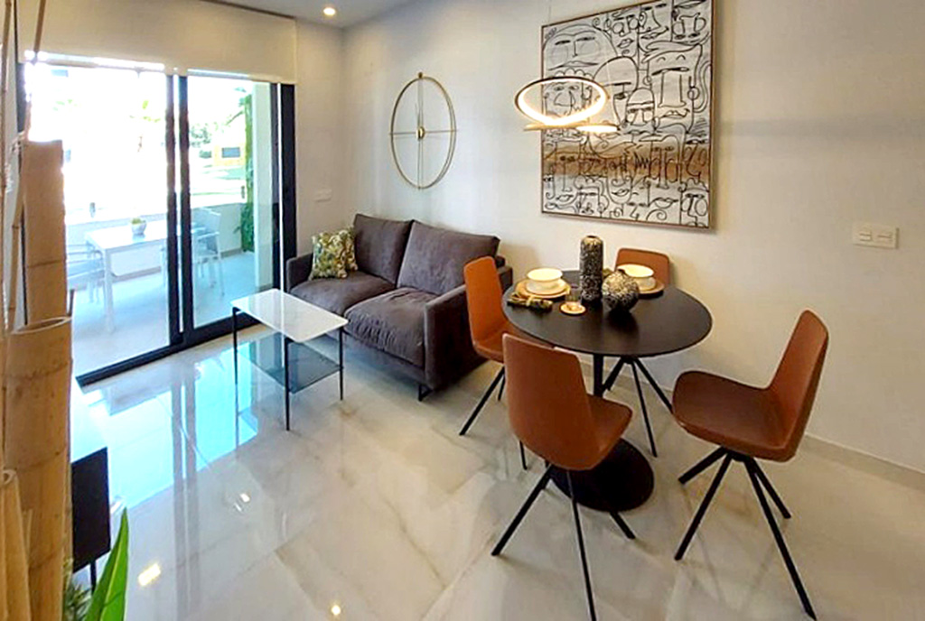 przeciwległa ściana salonu w luksusowym apartamencie na sprzedaż Hiszpania (Los Altos, Orihuela Costa)