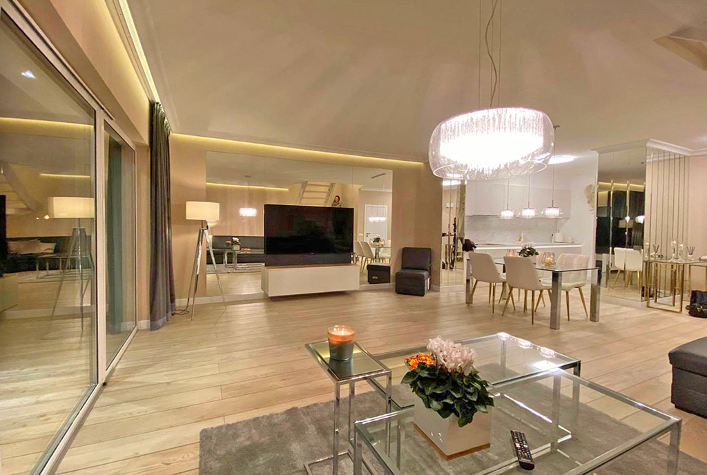 zbliżenie na pokój dzienny w luksusowej willi do wynajmu Szczecin