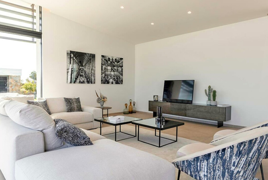 nowoczesny salon w luksusowej willi na sprzedaż Hiszpania (San Miguel De Las Salina)