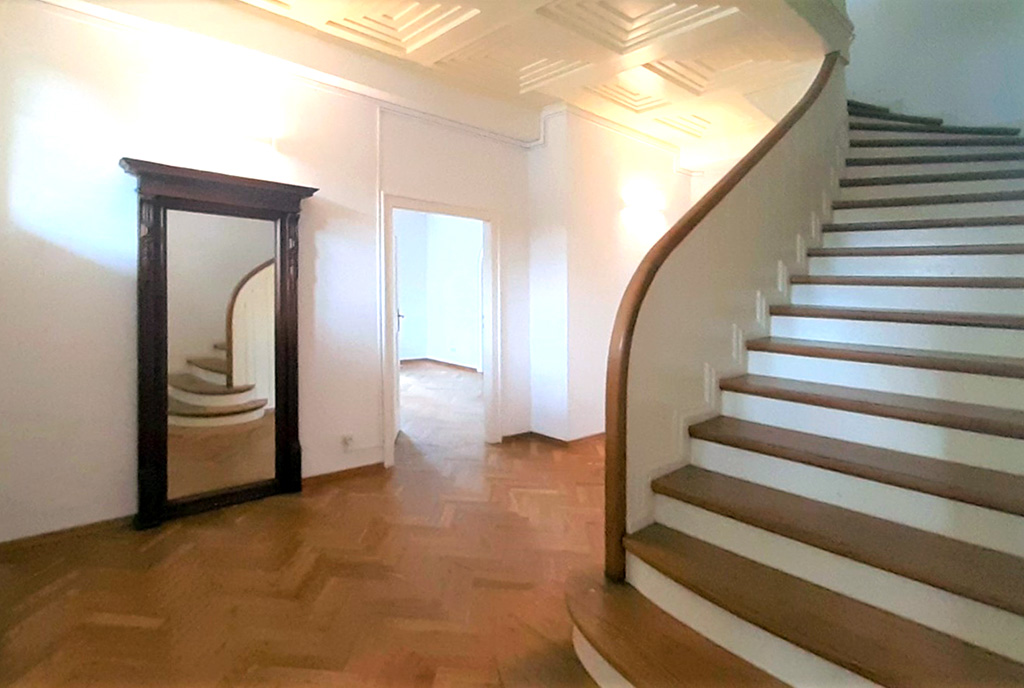 bogate i stylowe wnętrza ekskluzywnej willi do wynajęcia Wrocław