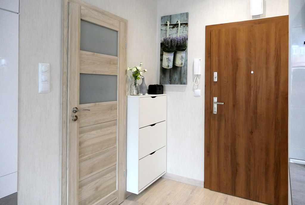 wygodny hol w ekskluzywnym apartamencie na sprzedaż Kwidzyn