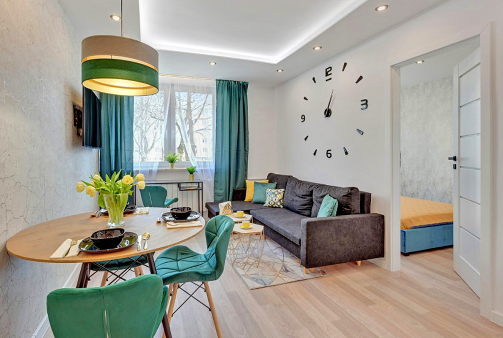 stylowo wykończony pokój dzienny w ekskluzywnym apartamencie do sprzedaży Gdańsk