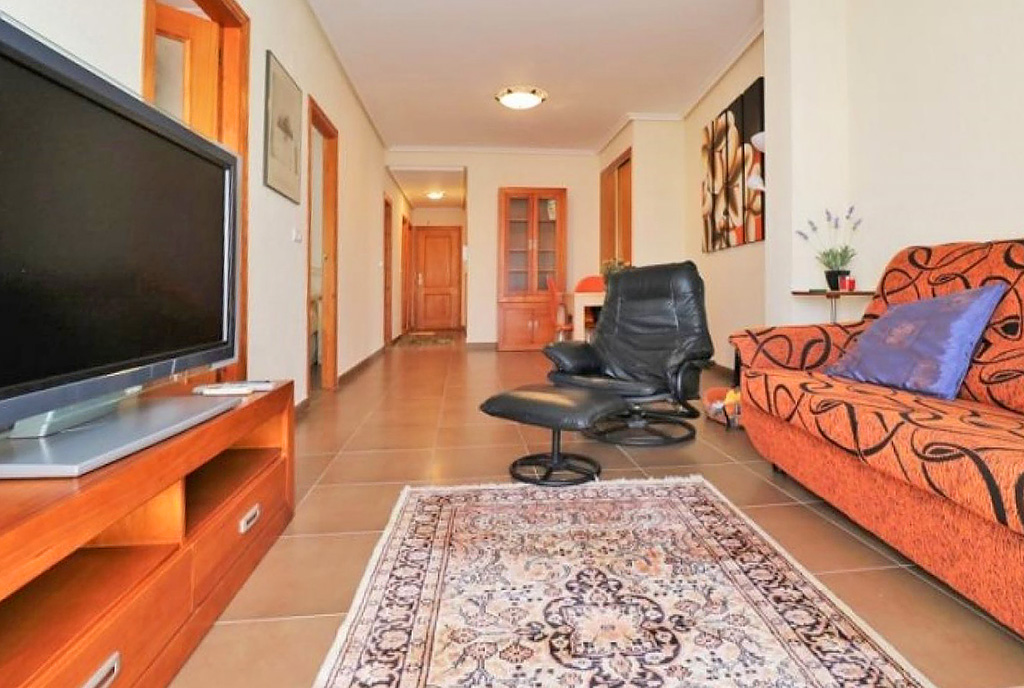 imponujące rozmachem wnętrze ekskluzywnego apartamentu do sprzedaży Hiszpania (Torrevieja)