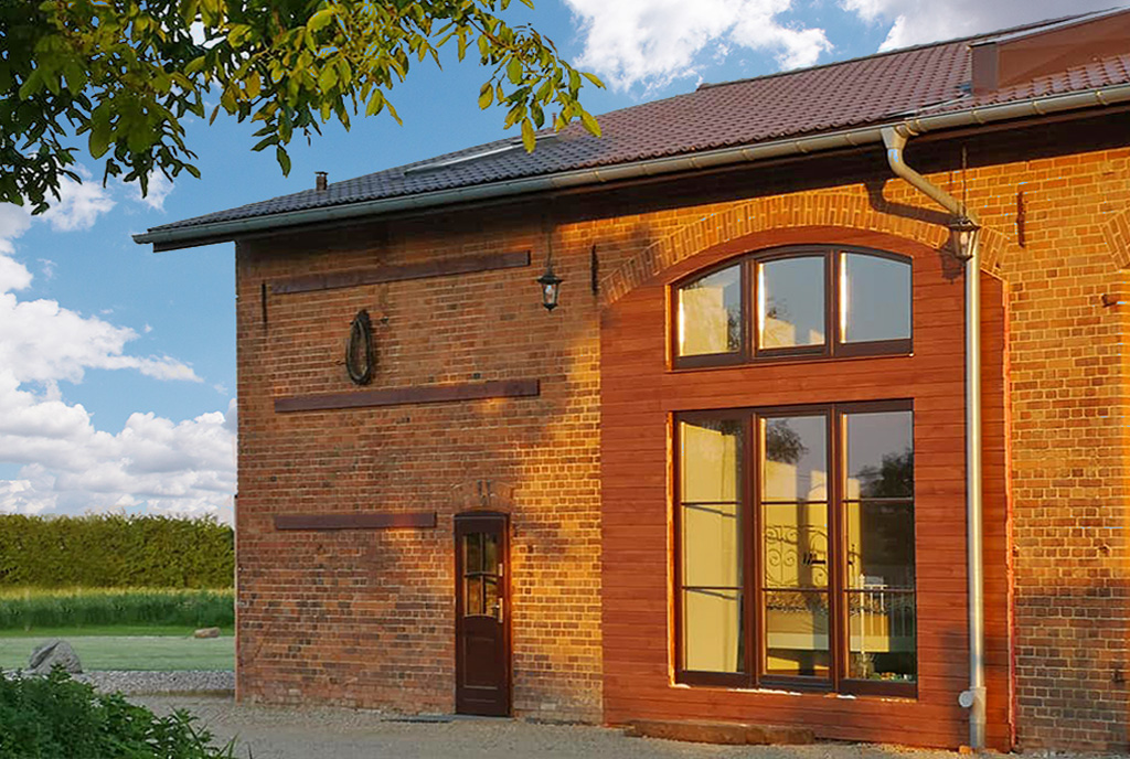 ciekawa architektura ekskluzywnej willi do sprzedaży Wrocław (okolice)