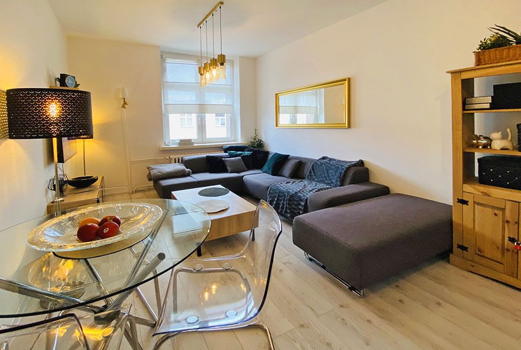 zbliżenie na pokój gościnny w luksusowym apartamencie na sprzedaż Katowice (okolice)