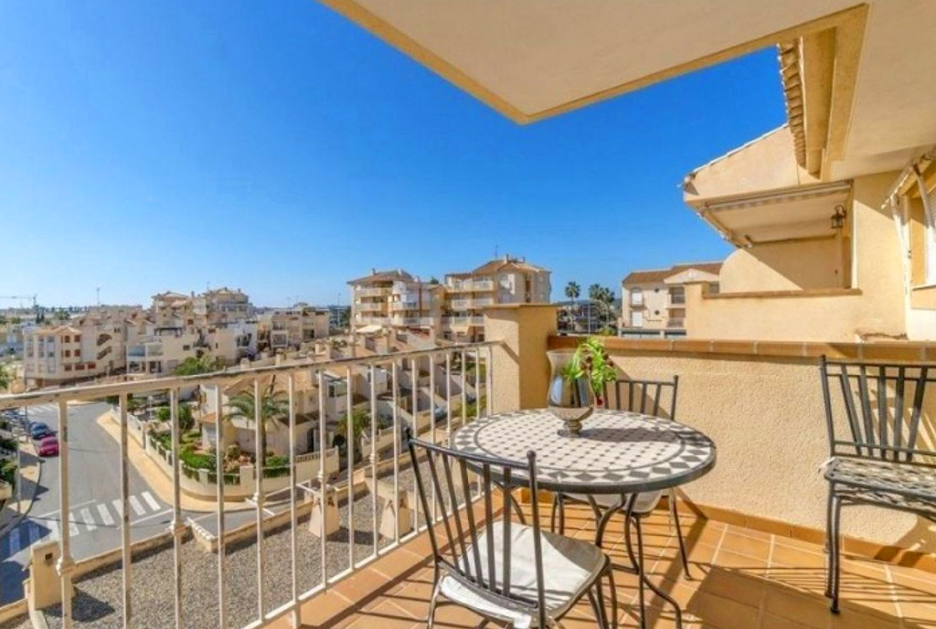 uroczy balkon przy ekskluzywnym apartamencie na sprzedaż Hiszpania (Dehesa de Campoamor, Orihuela)