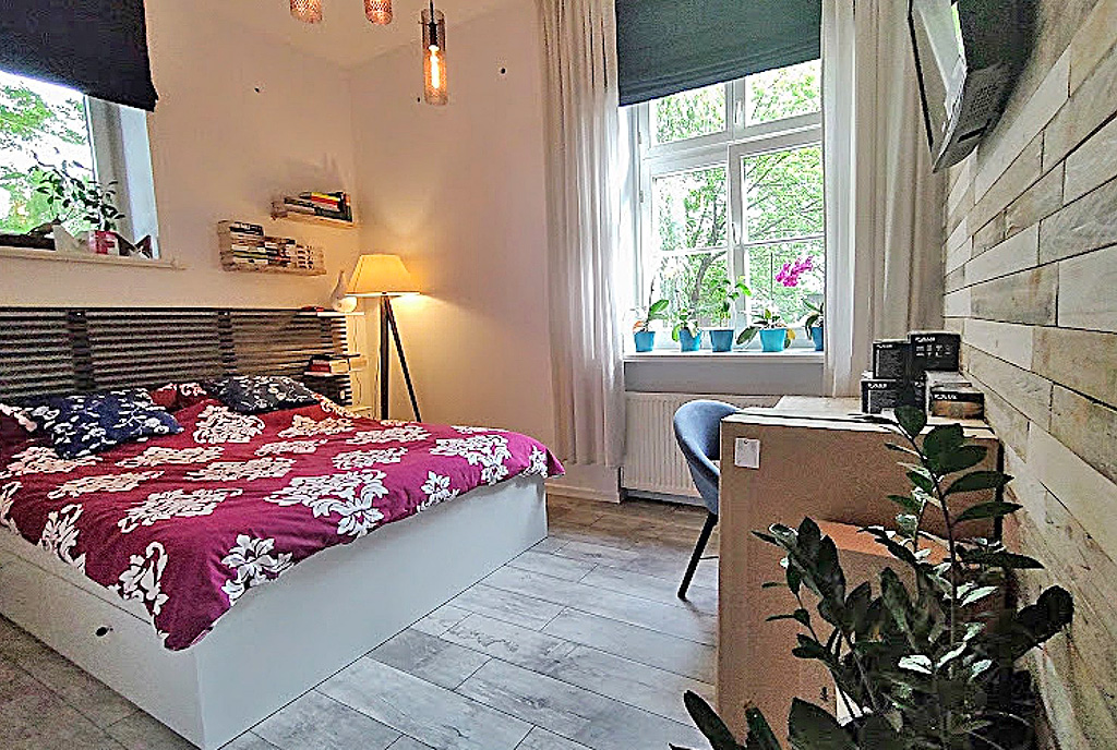 fragment sypialni w ekskluzywnym apartamencie na sprzedaż Legnica
