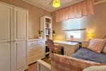 prywatna sypialnia w luksusowym apartamencie na sprzedaż Wieluń