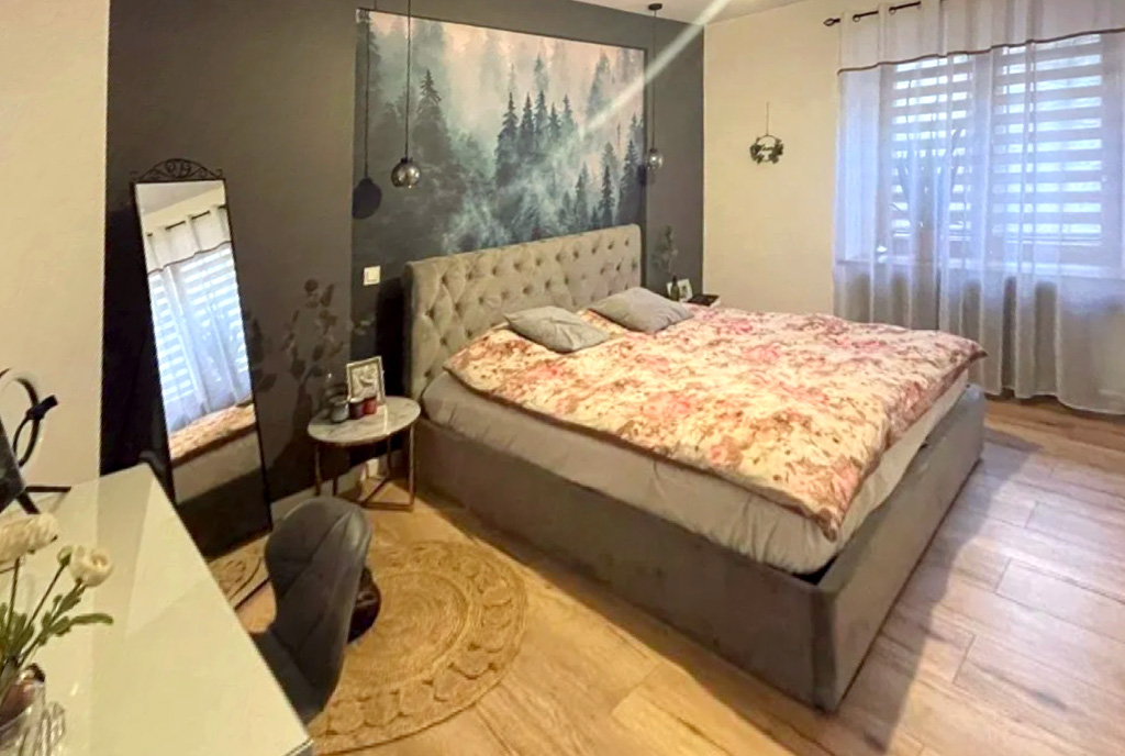 elegancka sypialnia w luksusowym apartamencie do sprzedaży Wałbrzych