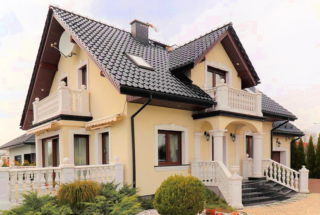 imponujące wejście do ekskluzywnej willi na sprzedaż Ustroń