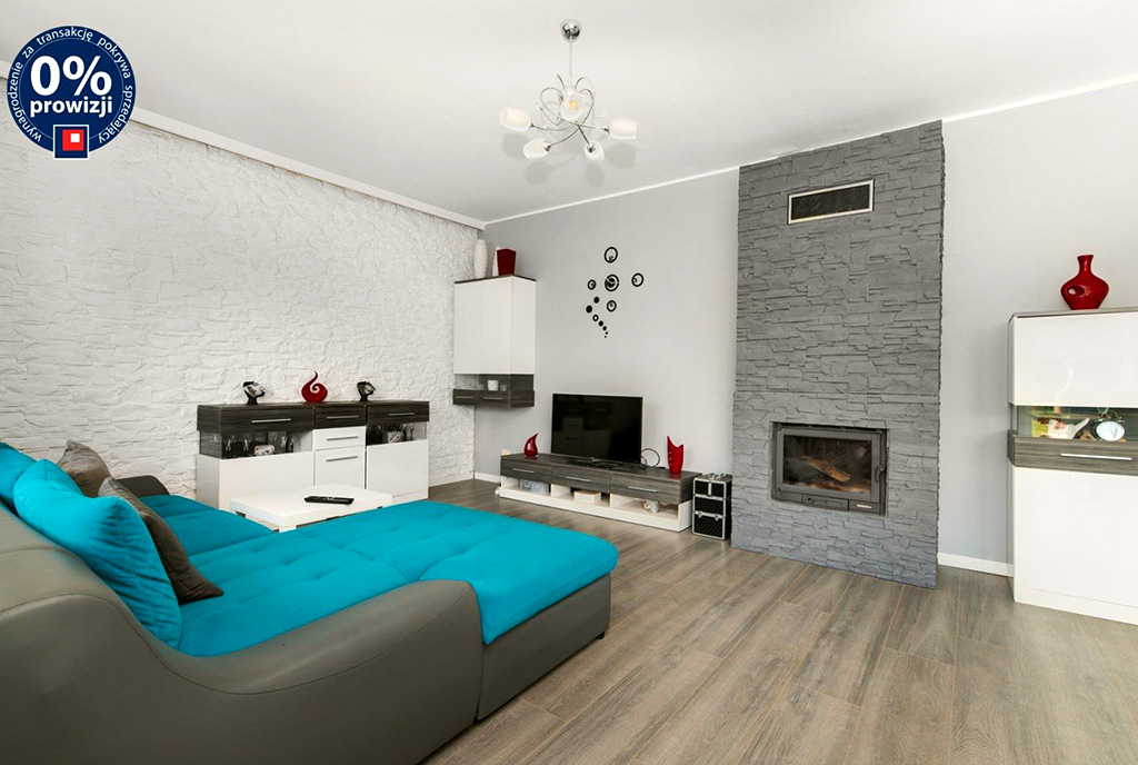 kominek w salonie luksusowej willi na sprzedaż Gdynia