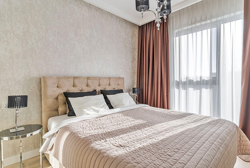 elegancka sypialnia w luksusowym apartamencie do sprzedaży Gdańsk