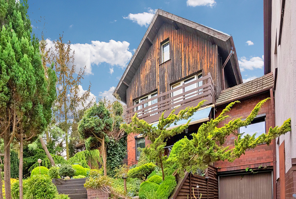 otoczona piękną zielenią bryła luksusowej willi do sprzedaży Szczecin