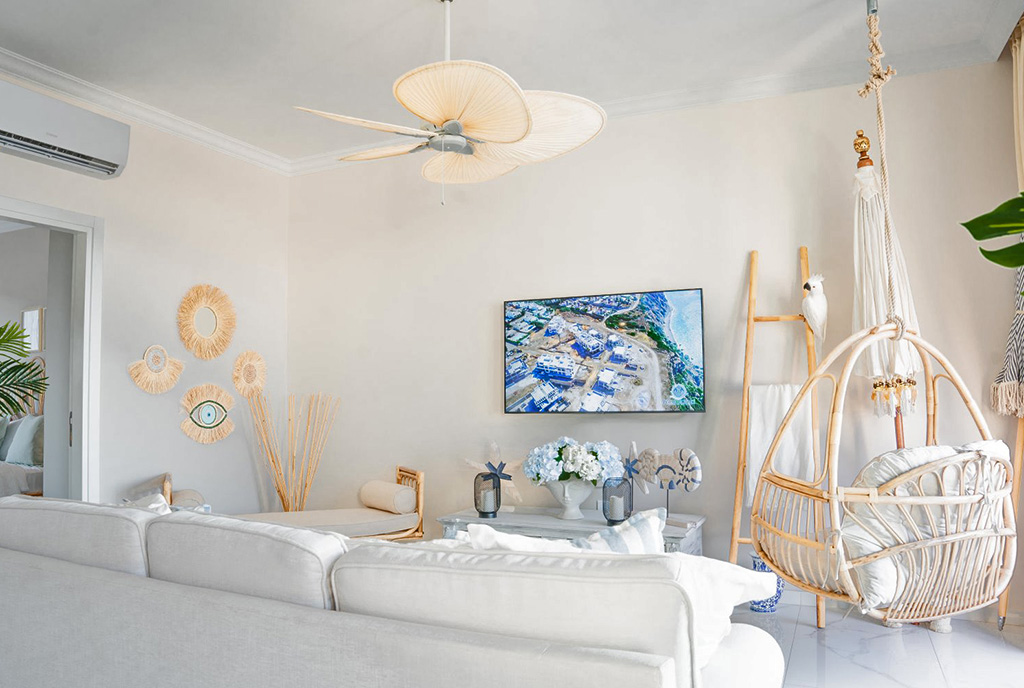 zaaranżowane w śródziemnomorskim designie wnętrze luksusowego apartamentu do sprzedaży Cypr (Tatlisu)