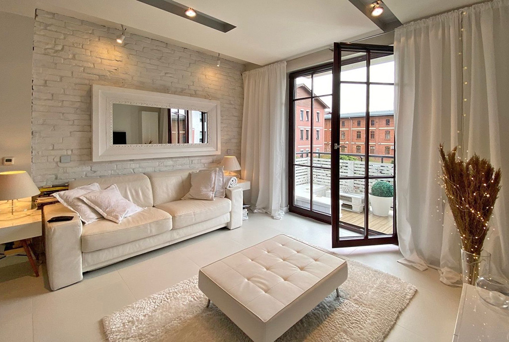 salon oraz taras przy ekskluzywnym apartamencie na wynajem Szczecin