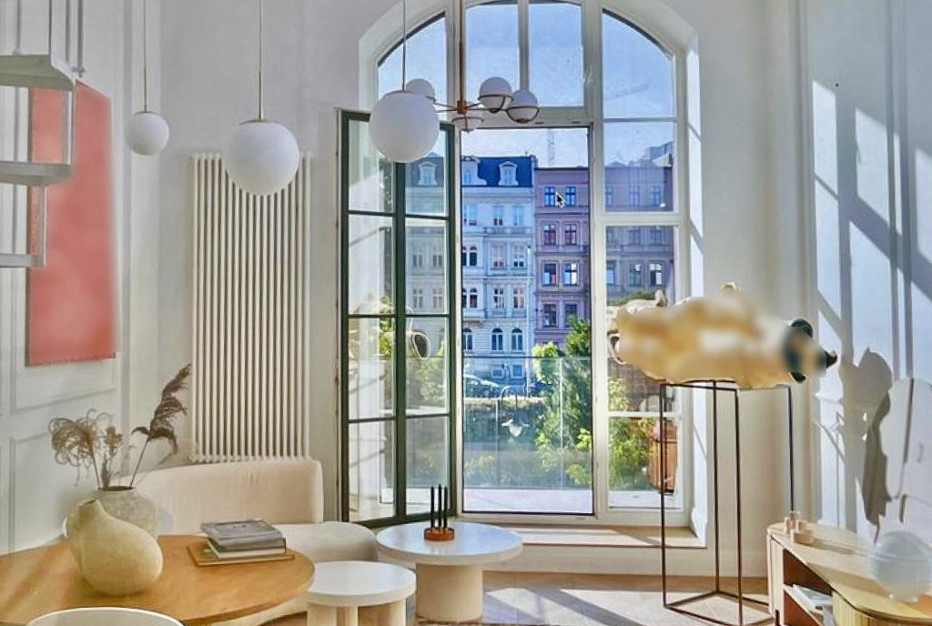 wytworny pokój dzienny w ekskluzywnym apartamencie do wynajęcia Wrocław