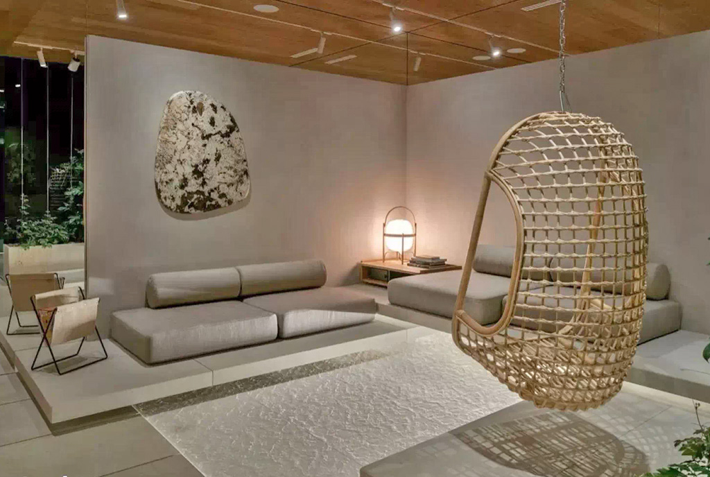 jeden z komfortowych pokoi w luksusowym apartamencie na sprzedaż Gdynia