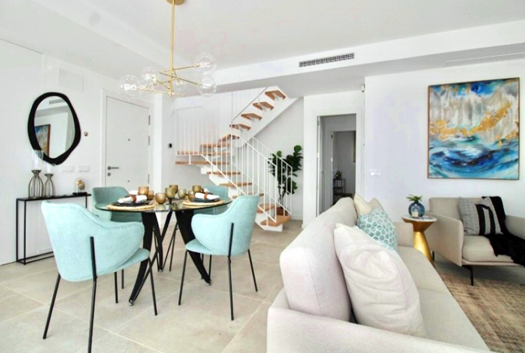 2-poziomowe wnętrze ekskluzywnego apartamentu do sprzedaży Hiszpania (Torremolinos)