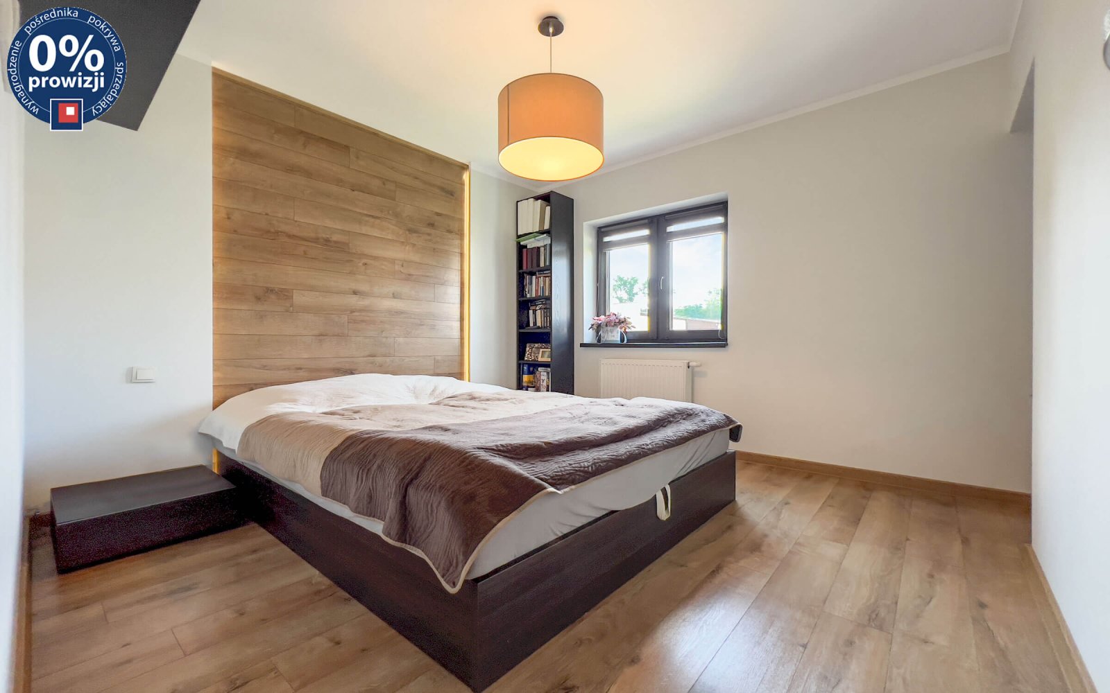 zaciszna sypialnia w ekskluzywnym apartamencie na sprzedaż Katowice (okolice)