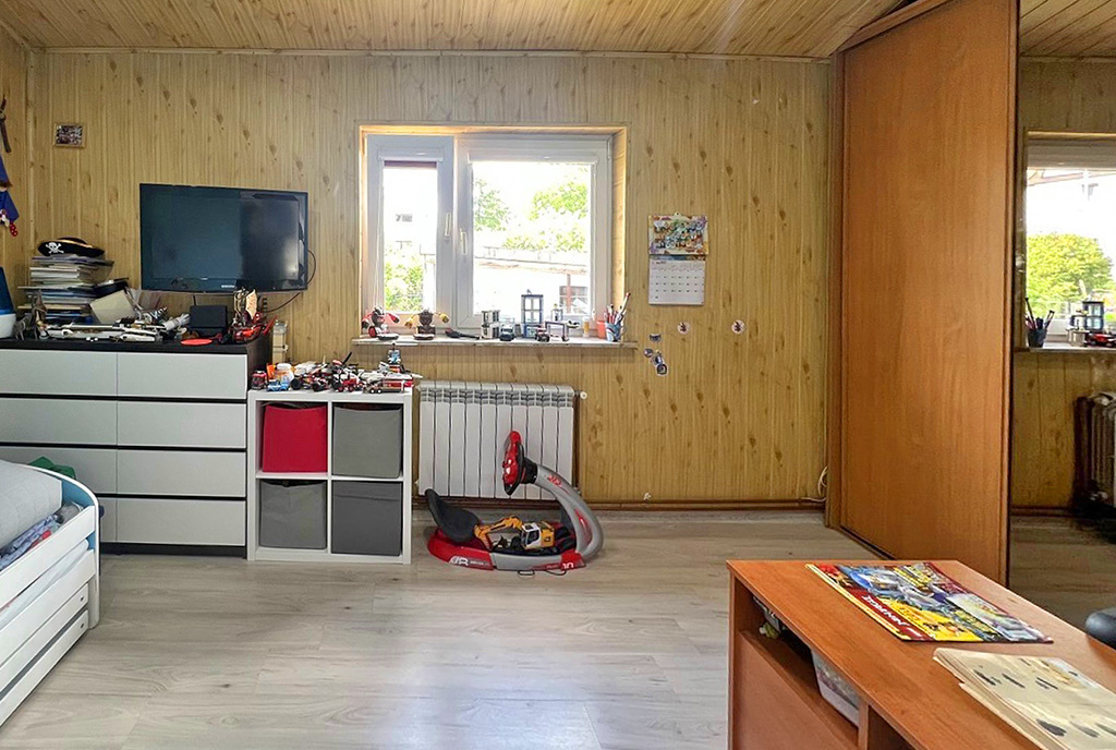 zbliżenie na pokój dla dziecka w luksusowym apartamencie do sprzedaży Zielona Góra (okolice)