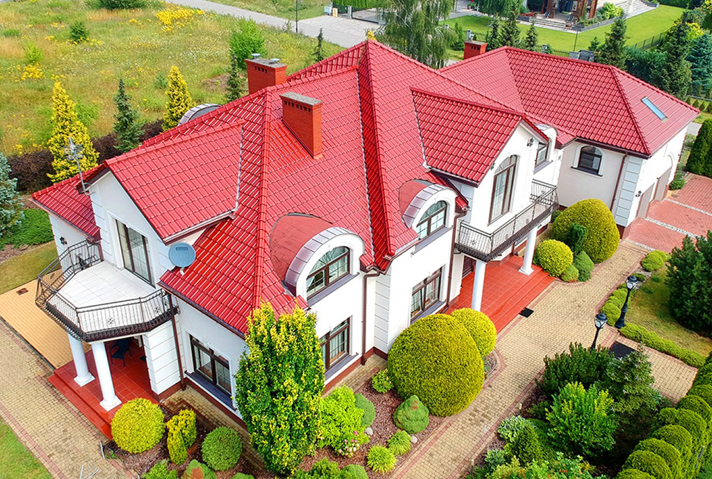 widok z lotu ptaka na ekskluzywną willę do sprzedaży Gdańsk (okolice)