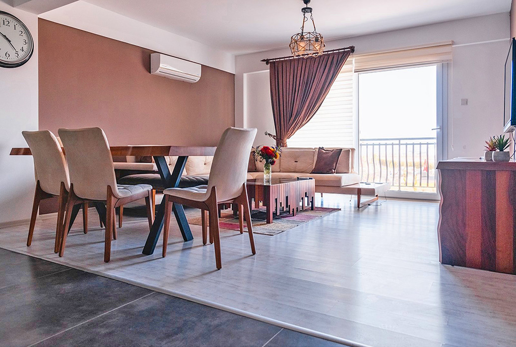 wytworny styl wnętrza ekskluzywnego apartamentu na sprzedaż Cypr (Iskele)