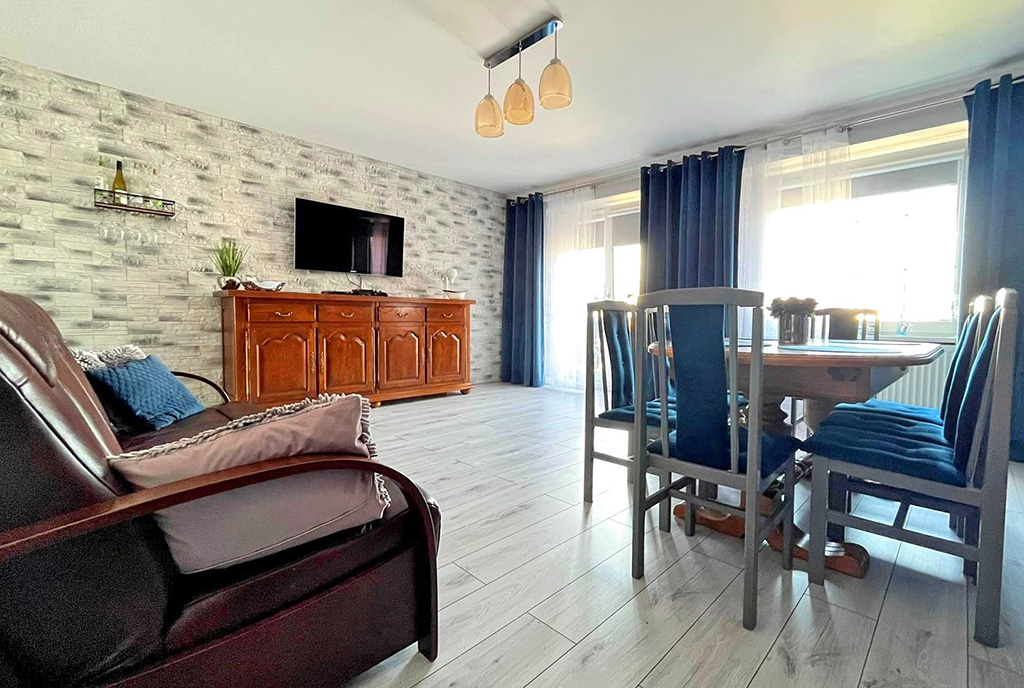 imponujący salon w luksusowym apartamencie na sprzedaż Inowrocław