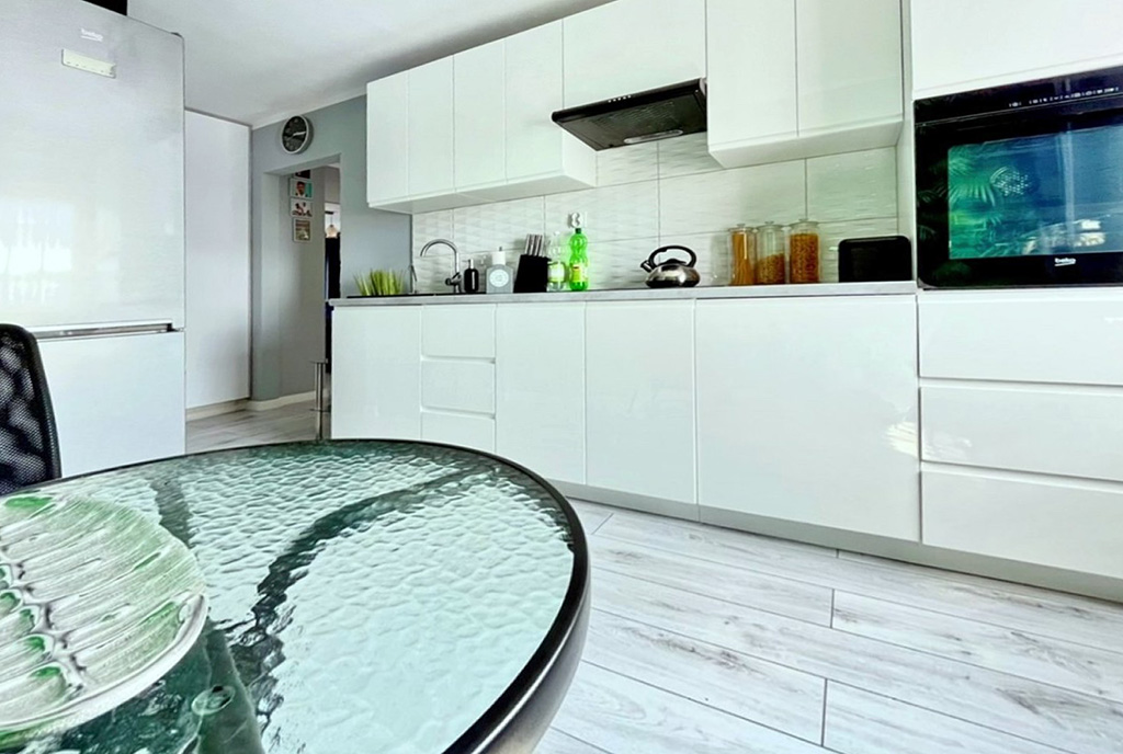 funkcjonalna kuchnia w luksusowym apartamencie do sprzedaży Inowrocław