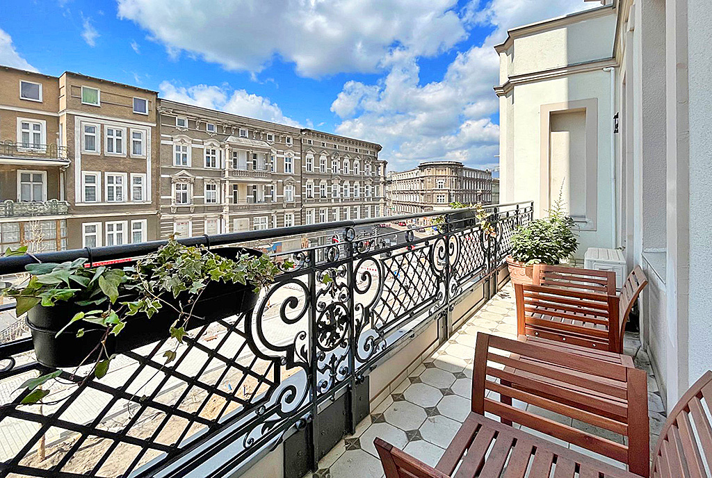 widokowy balkon w ekskluzywnym apartamencie do sprzedaży Szczecin