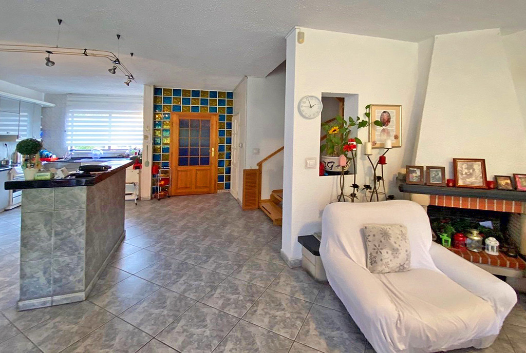 fragment pokoju w luksusowej willi na sprzedaż Szczecin