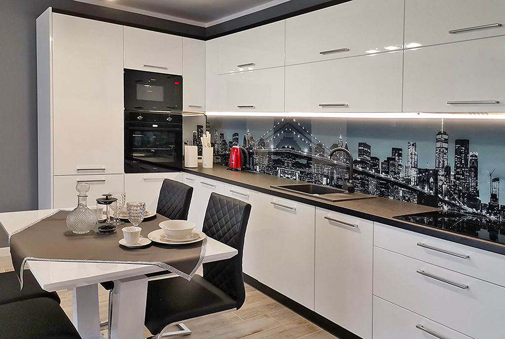 zaaranzowana w nowoczesnym stylu kuchnia w luksusowym apartamencie do wynajęcia Legnica (okolice)