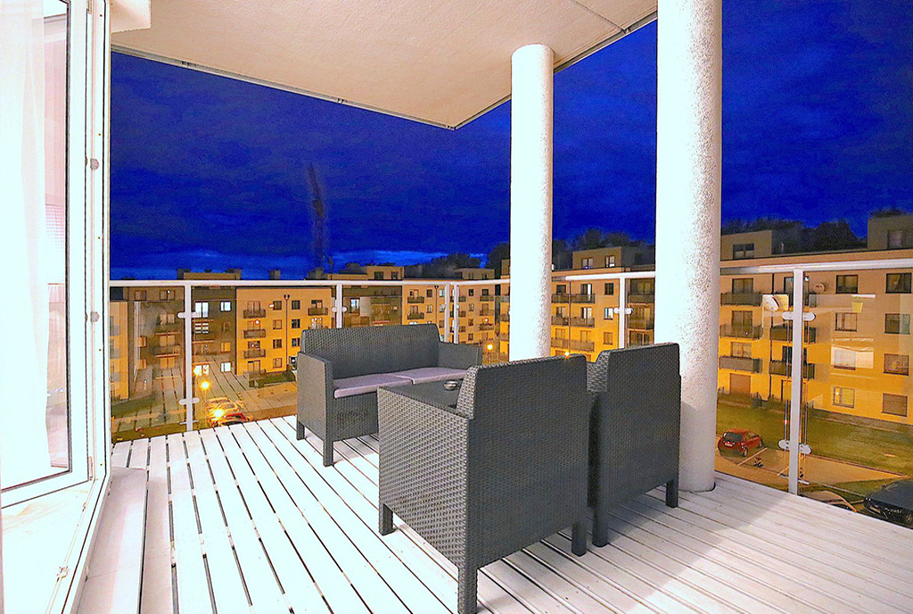 widokowy taras przy ekskluzywnym apartamencie na wynajem Szczecin
