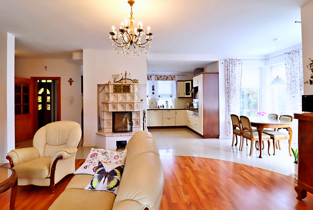 wytworny pokój gościnny w ekskluzywnej willi do sprzedaży Gorzów Wielkopolski (okolice)