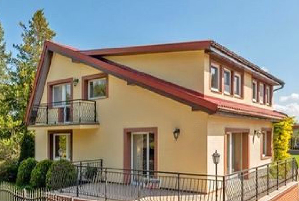 okazała bryła ekskluzywnej willi do sprzedaży Gdańsk (okolice)