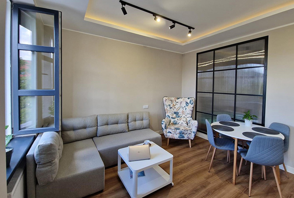 przeciwległa strona salonu luksusowego apartamentu do wynajmu Łódź