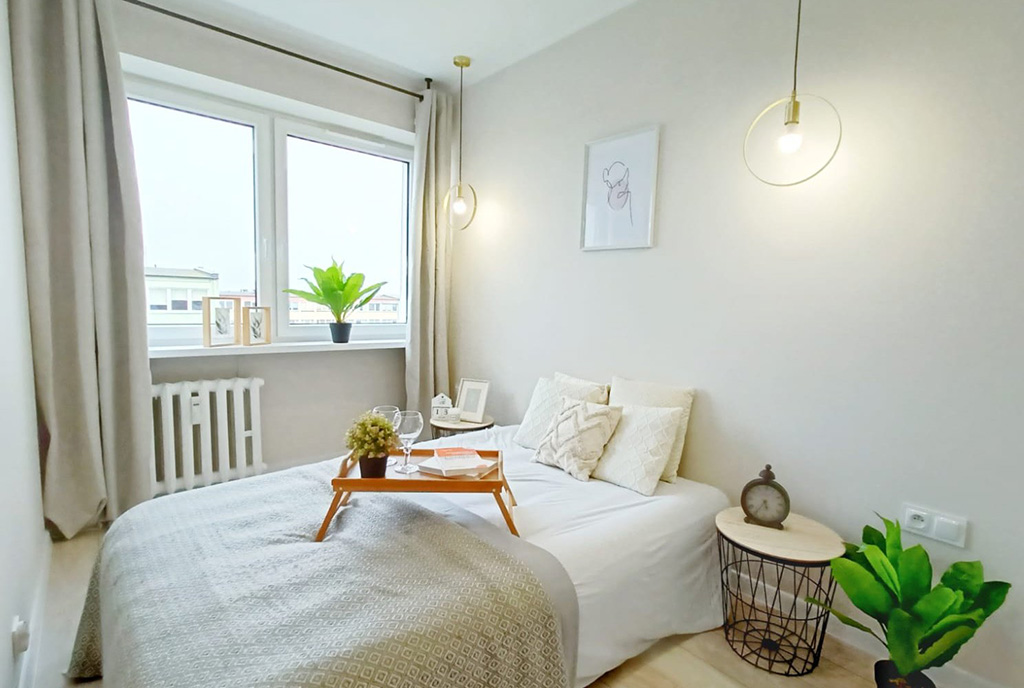 elegancka sypialnia w luksusowym apartamencie do sprzedaży Kalisz